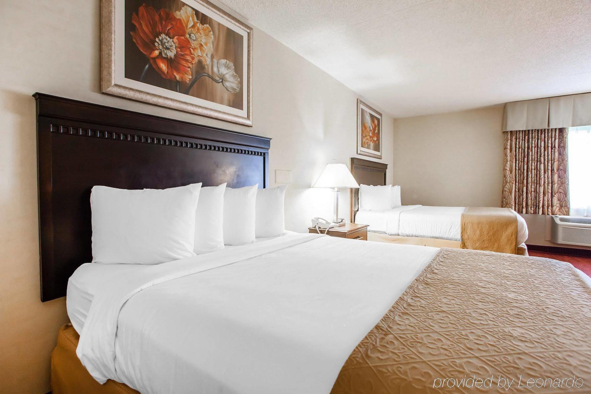 Red Roof Inn & Suites Mt Holly - Mcguire Afb Westampton Exterior foto